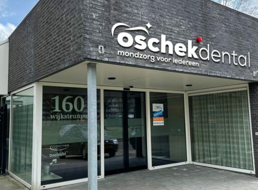 Gloednieuwe moderne praktijk